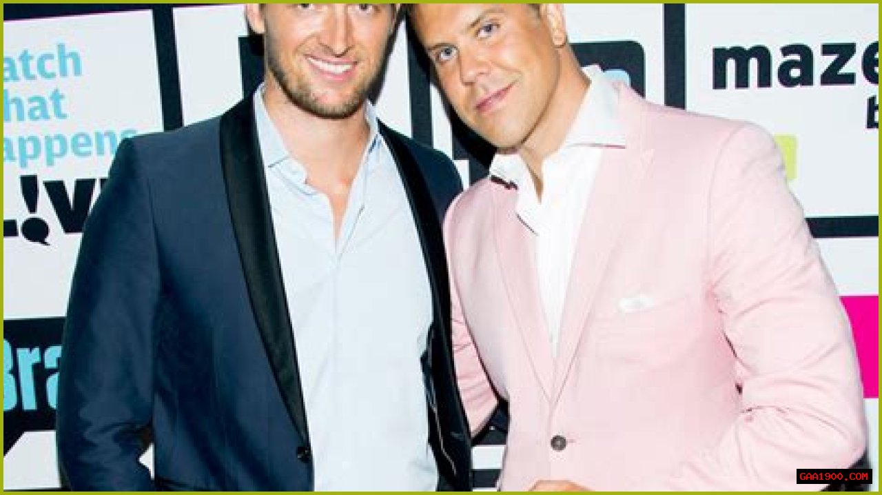Fredrik Eklund and Derek Kaplan's Surrogate Miscarries Twins