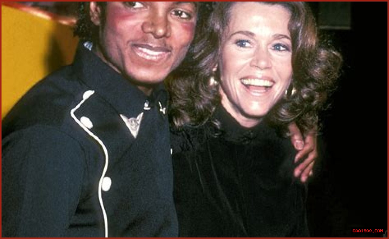 Jane Fonda Reveals She Went Skinny-Dipping With Michael Jackson