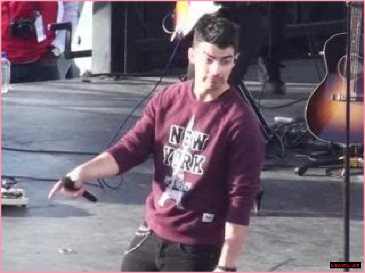 Joe Jonas Lost Virginity at 20, Smoked Weed With Miley Cyrus