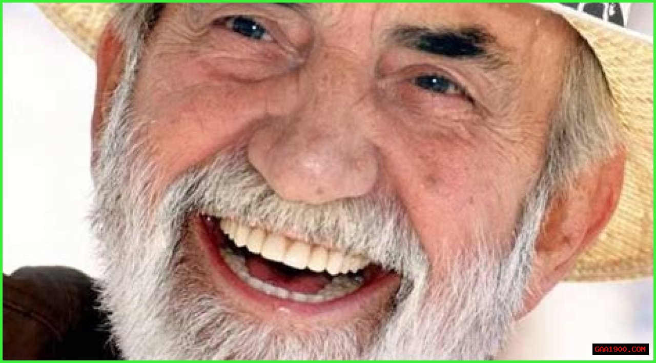Vince Ferragamo - Bio, Age, height, Wiki, Facts and Family